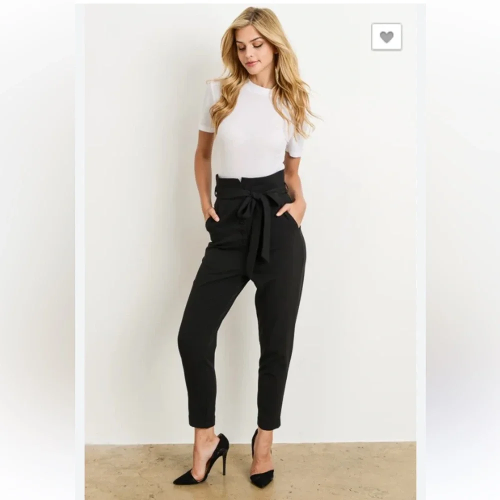 H&M High-waisted paper pants with pockets size 10